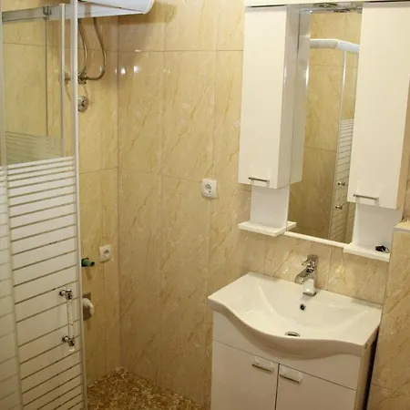 Prom Ar Guest house *